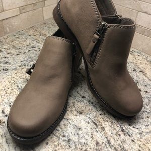 Hush puppies ankle boots